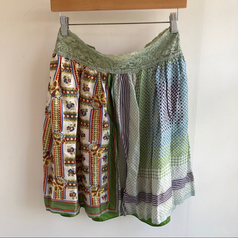 VINTAGE scarf skirt with lace waist band - Picture 2 of 2